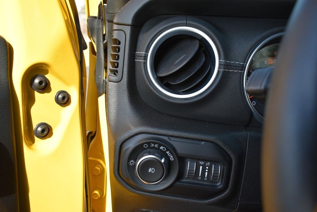 2018 Jeep All-New Wrangler Unlimited Unlimited Sahara