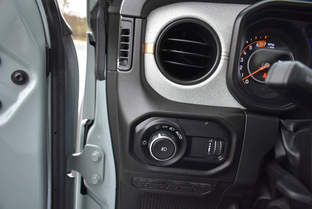2024 Jeep Wrangler Willys