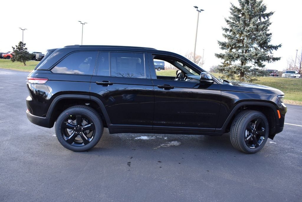 2025 Jeep Grand Cherokee Altitude X
