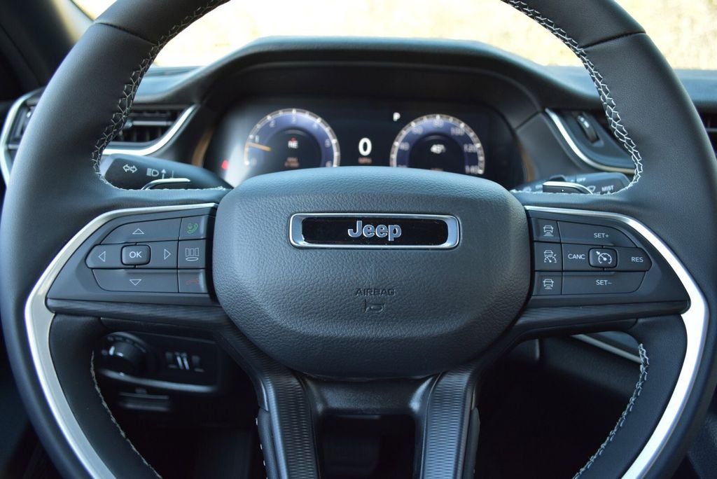 2025 Jeep Grand Cherokee Laredo X