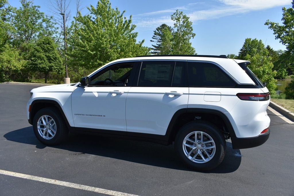 2026 Jeep Grand Cherokee Laredo