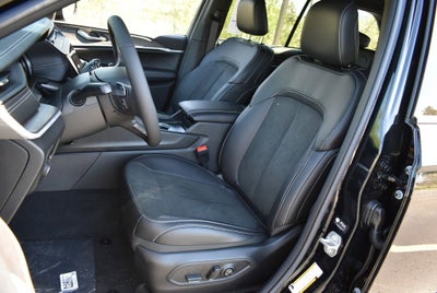 2026 Jeep Grand Cherokee Altitude