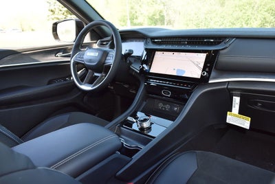 2026 Jeep Grand Cherokee Altitude
