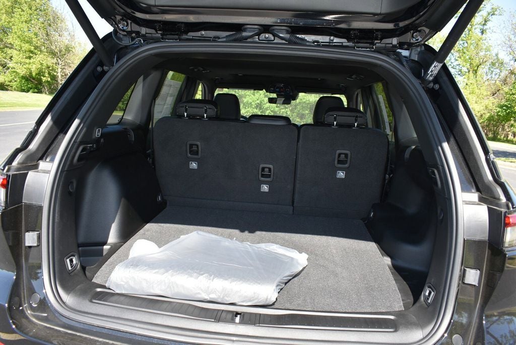 2026 Jeep Grand Cherokee Altitude