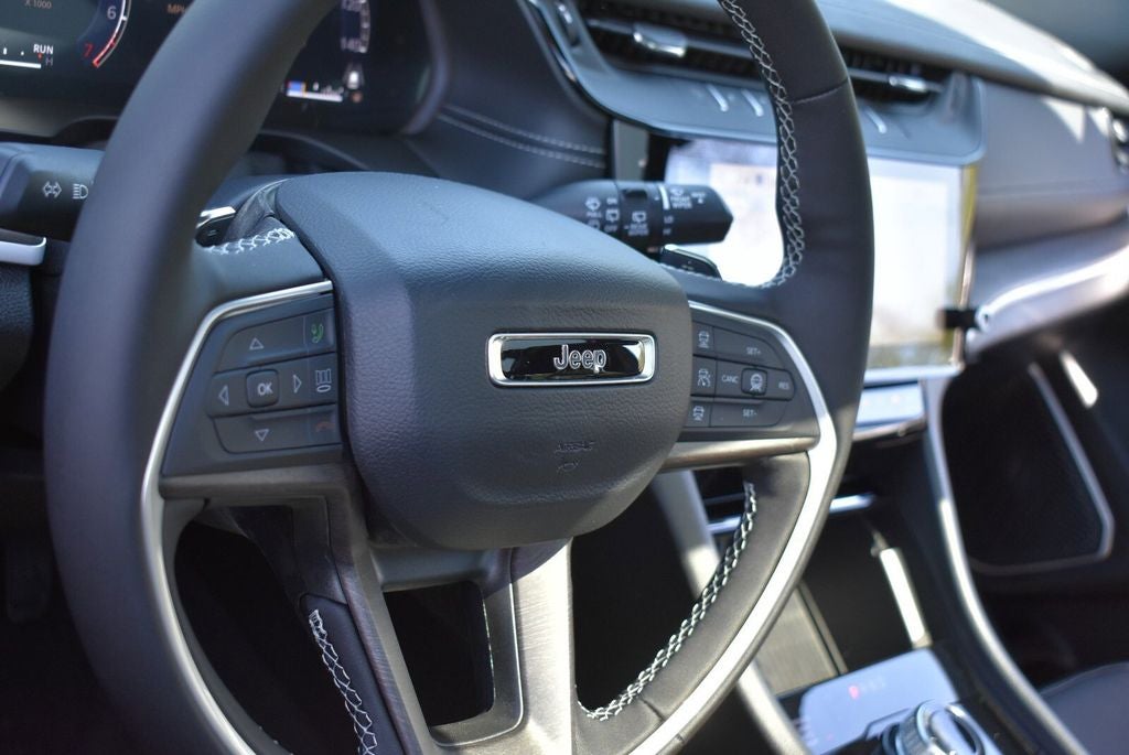 2026 Jeep Grand Cherokee Limited Reserve