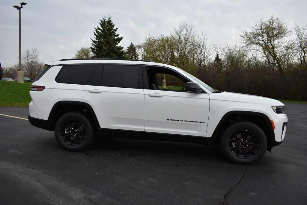 2026 Jeep Grand Cherokee L Laredo