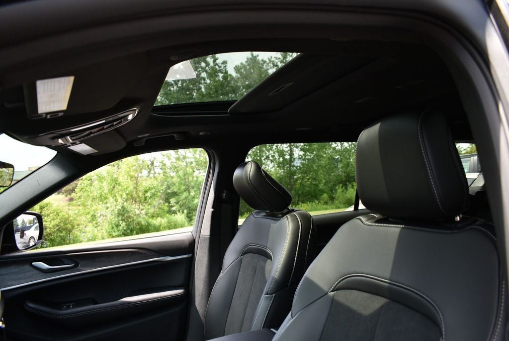 2026 Jeep Grand Cherokee L Altitude