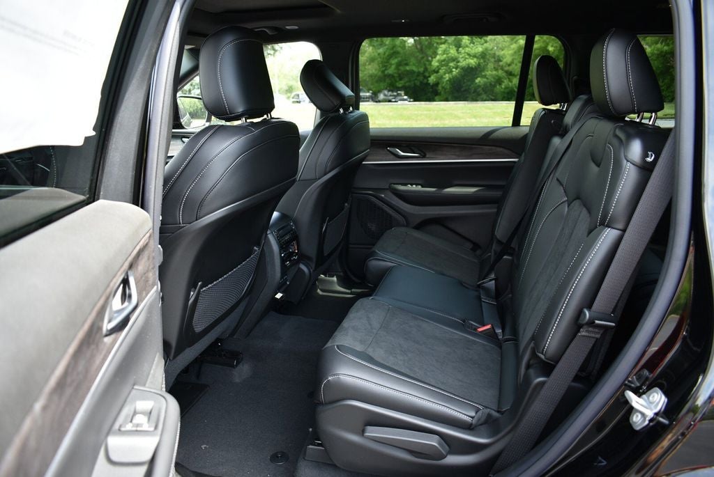 2026 Jeep Grand Cherokee L Altitude