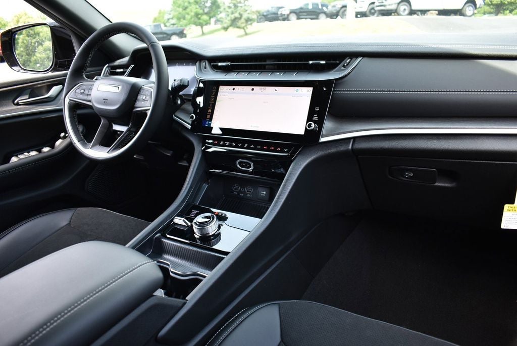 2026 Jeep Grand Cherokee L Altitude