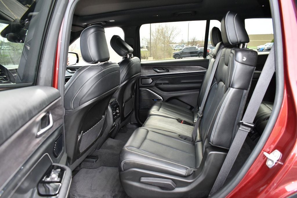 2022 Jeep Grand Cherokee L Overland