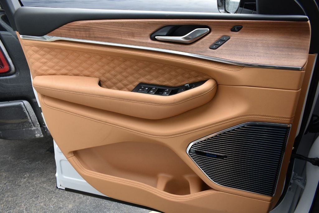 2026 Jeep Grand Cherokee L Summit