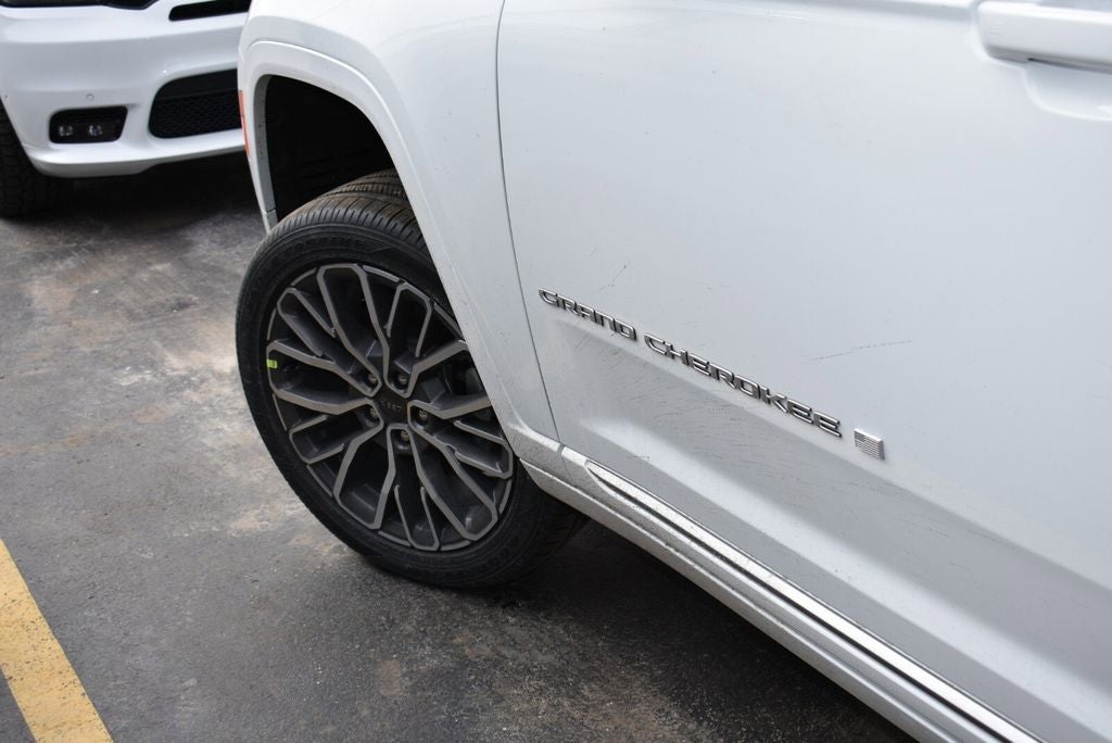 2026 Jeep Grand Cherokee L Summit