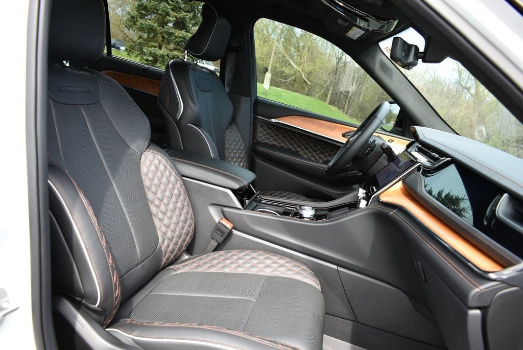 2024 Jeep Grand Cherokee L Summit