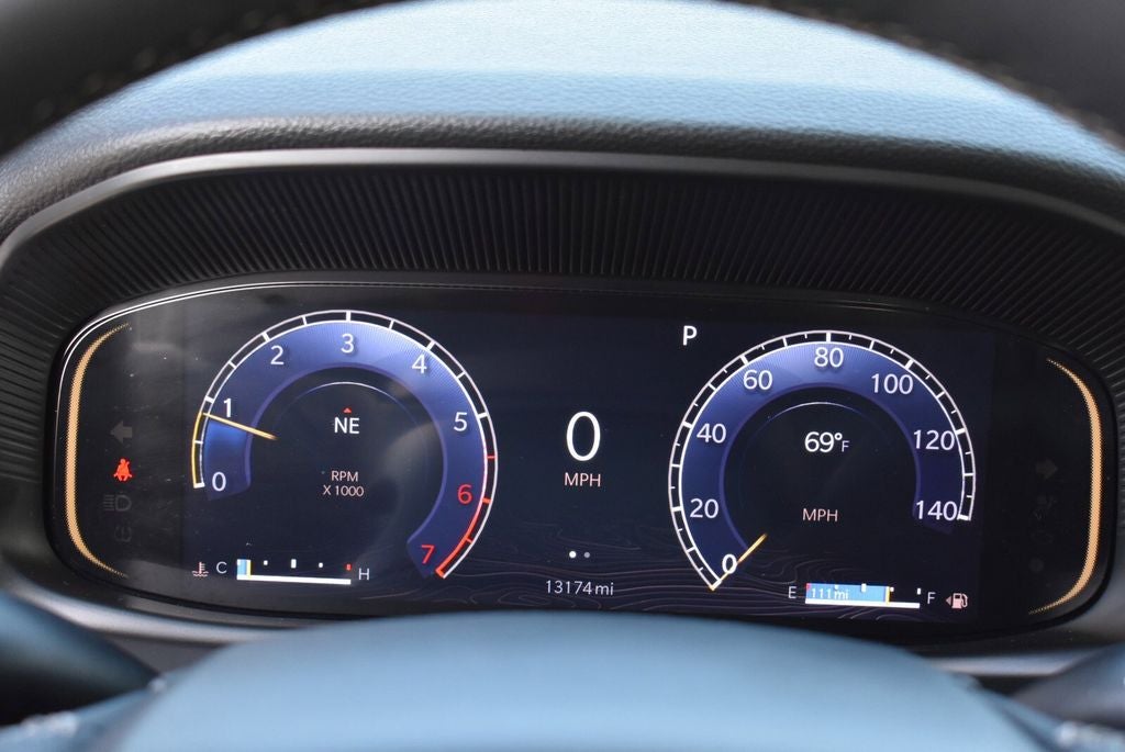 2025 Jeep Wagoneer Base