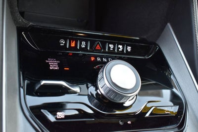 2025 Jeep Wagoneer Base