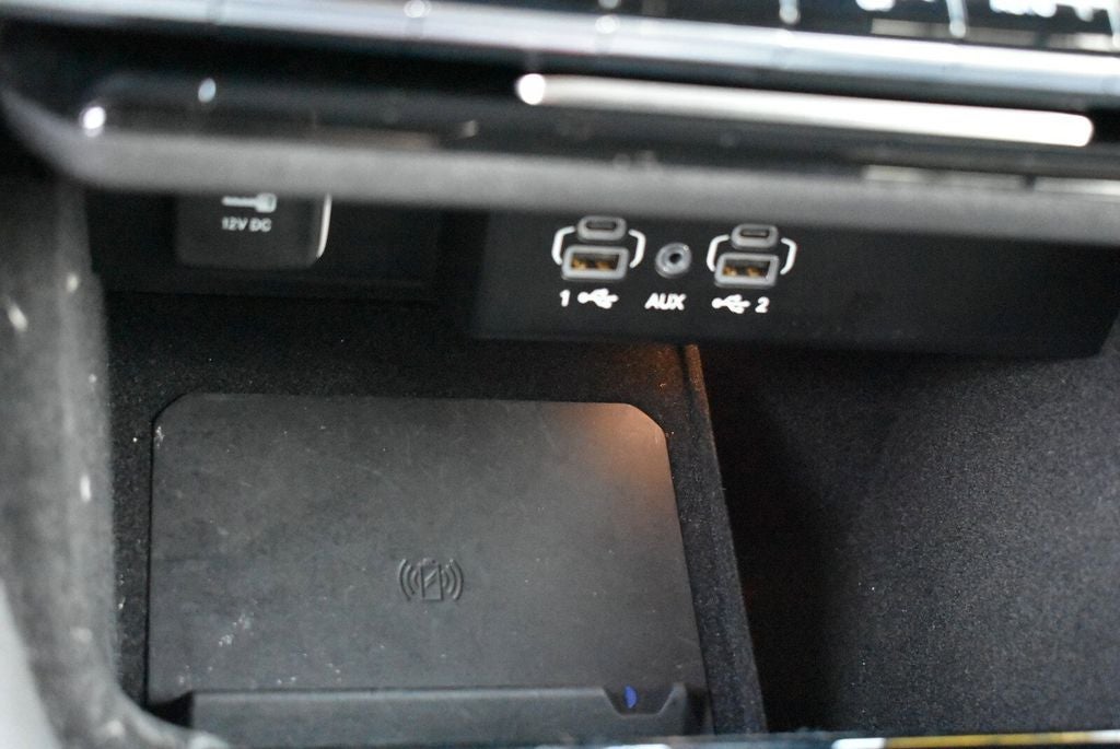 2025 Jeep Wagoneer Base