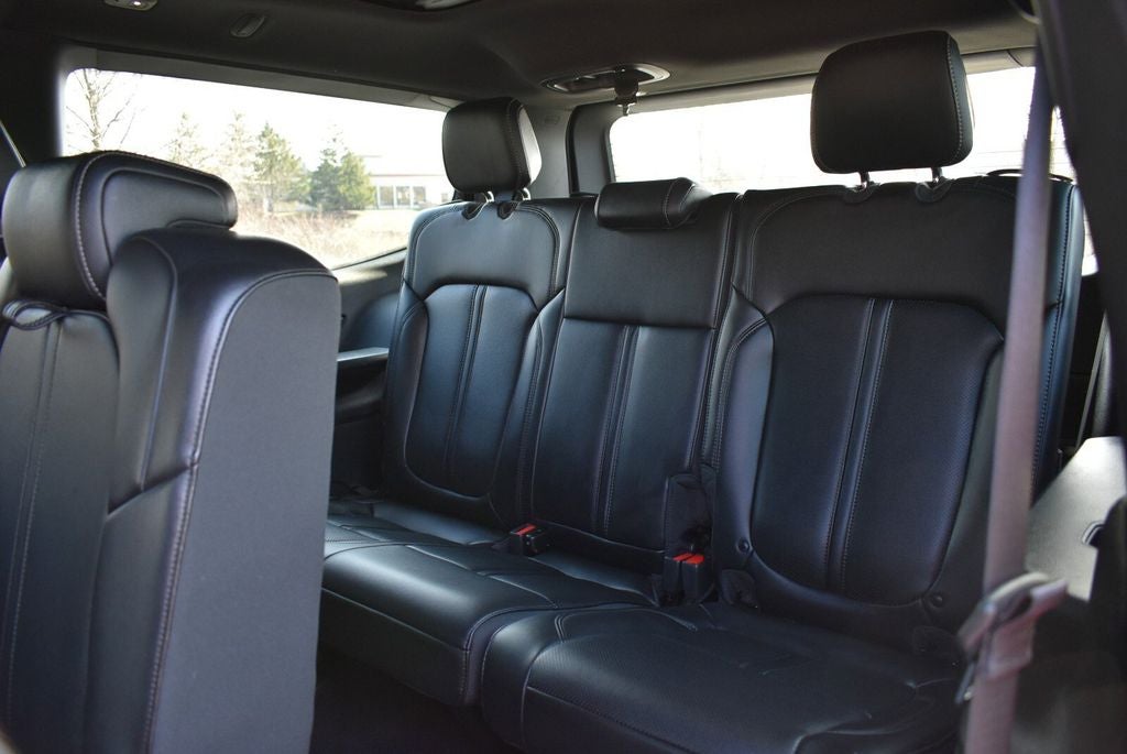 2025 Jeep Wagoneer Base