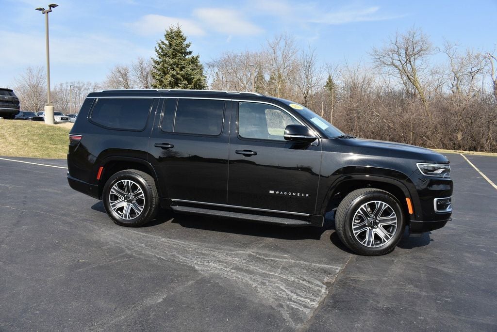 2025 Jeep Wagoneer Base