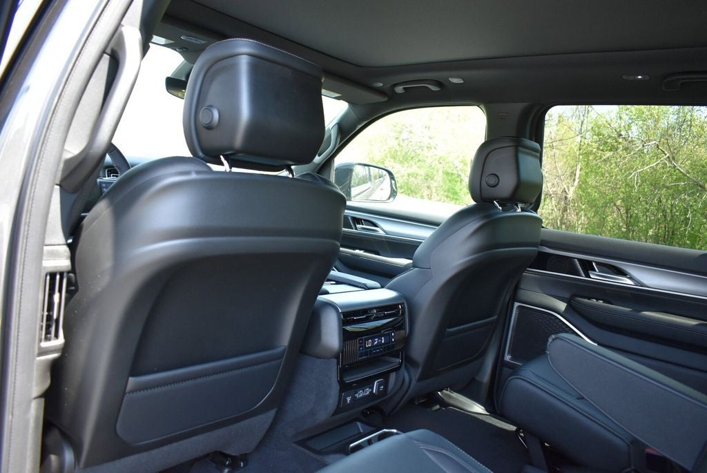 2026 Jeep Grand Wagoneer Upland