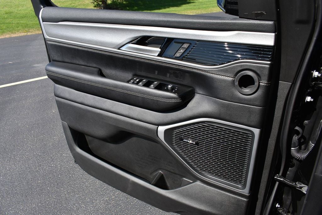 2026 Jeep Grand Wagoneer Limited Altitude
