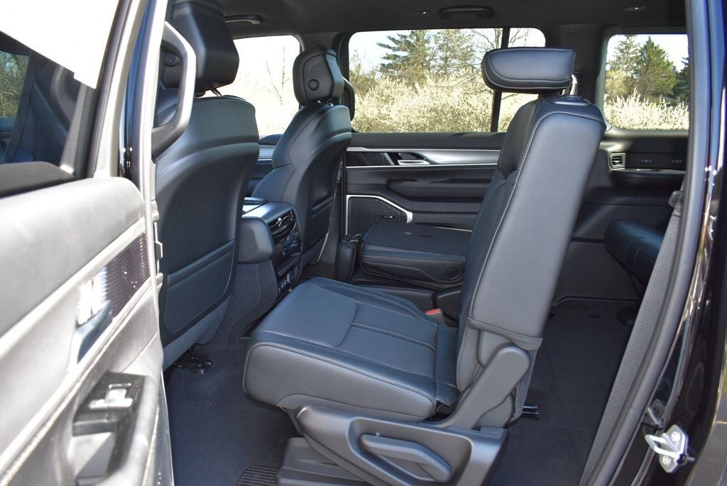 2026 Jeep Grand Wagoneer Limited Altitude