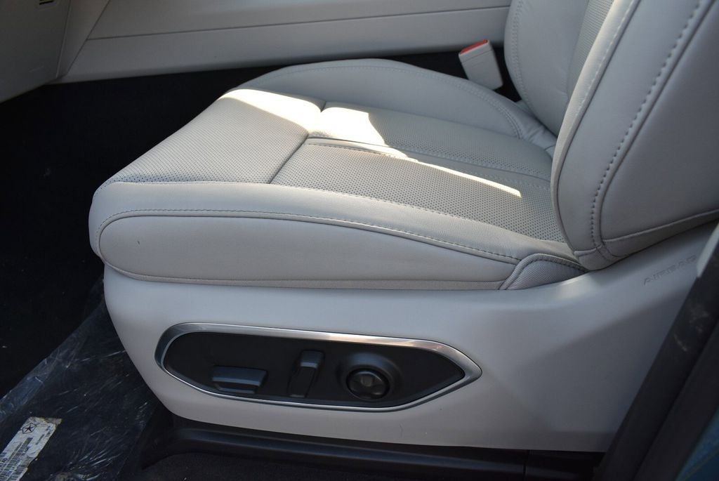 2026 Jeep Grand Wagoneer Limited Altitude