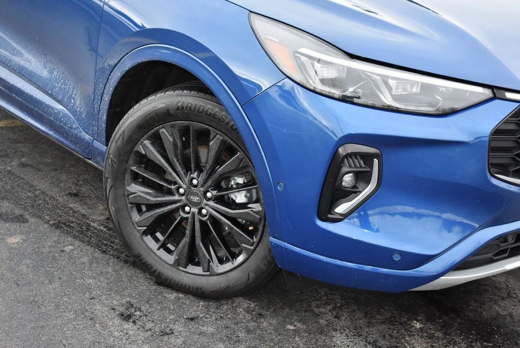 2023 Ford Escape ST-Line Elite