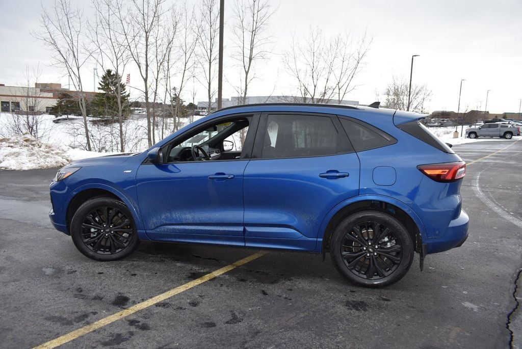 2023 Ford Escape ST-Line Elite