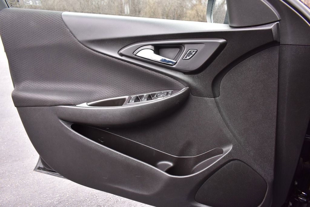 2016 Chevrolet Malibu LS 1LS