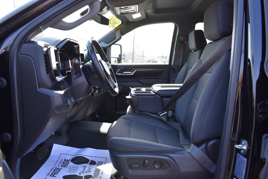 2024 Chevrolet Silverado 2500HD LT