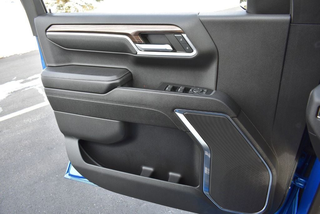 2023 Chevrolet Silverado 1500 LT LT1