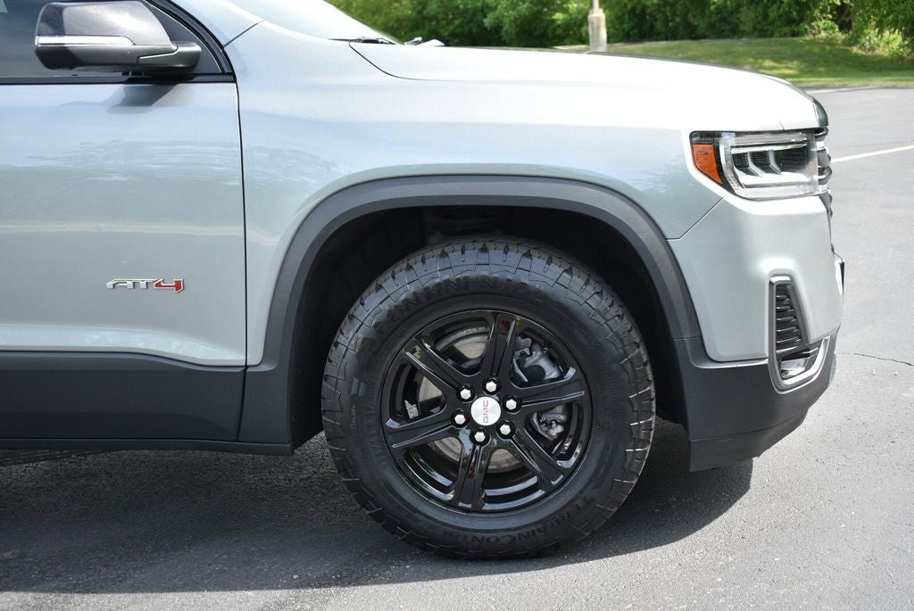 2023 GMC Acadia AT4