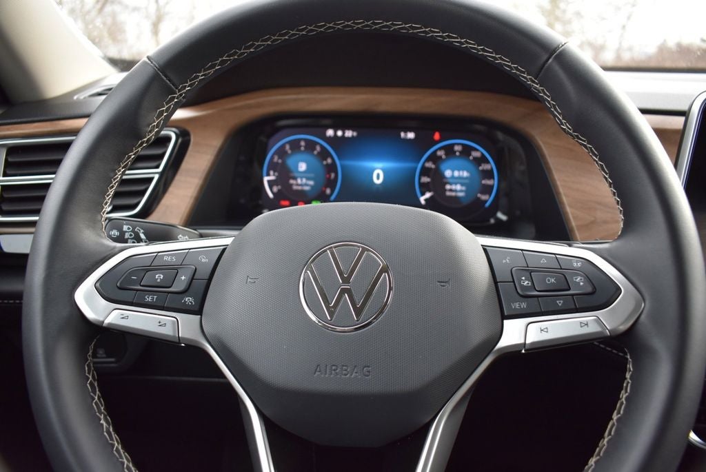 2024 Volkswagen Atlas 2.0T SE