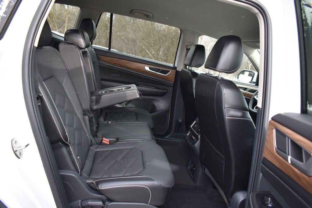 2024 Volkswagen Atlas 2.0T SE