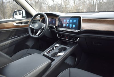 2024 Volkswagen Atlas 2.0T SE