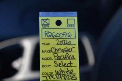 2026 Chrysler Pacifica Select
