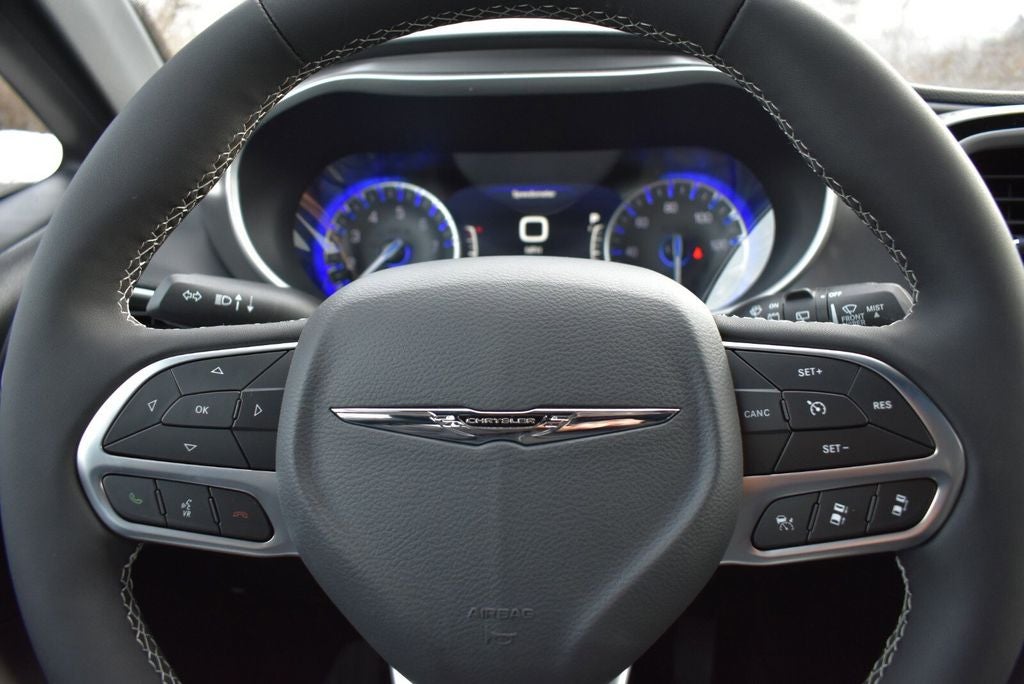 2026 Chrysler Voyager LX