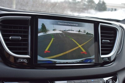 2026 Chrysler Voyager LX