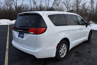 2026 Chrysler Voyager LX