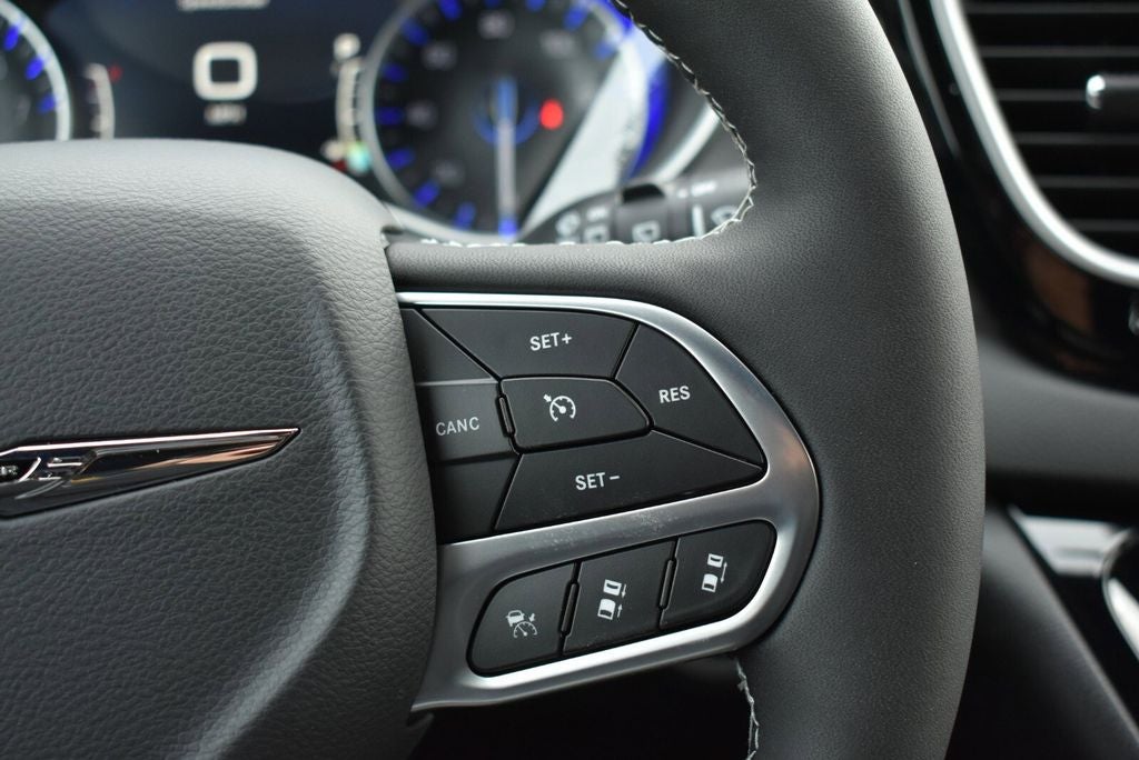 2026 Chrysler Voyager LX