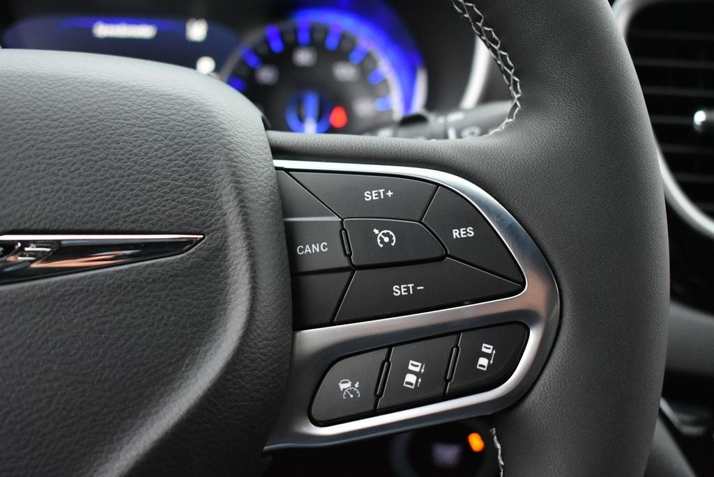 2026 Chrysler Voyager LX