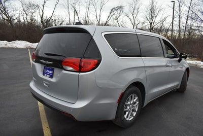 2026 Chrysler Voyager LX
