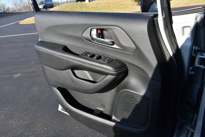 2026 Chrysler Voyager LX