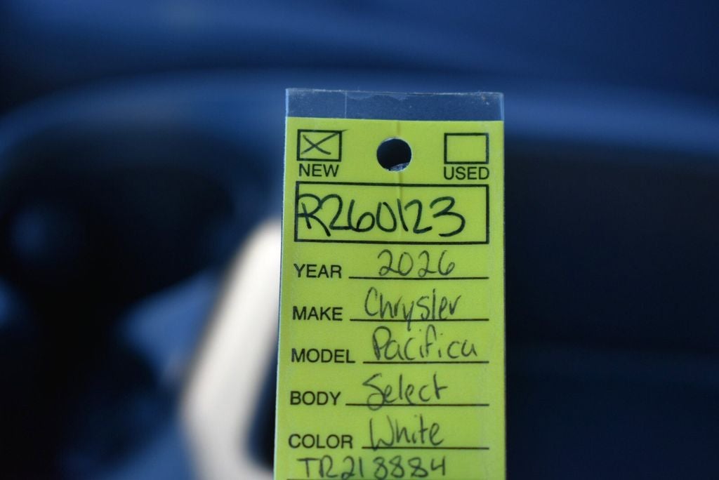 2026 Chrysler Pacifica Select