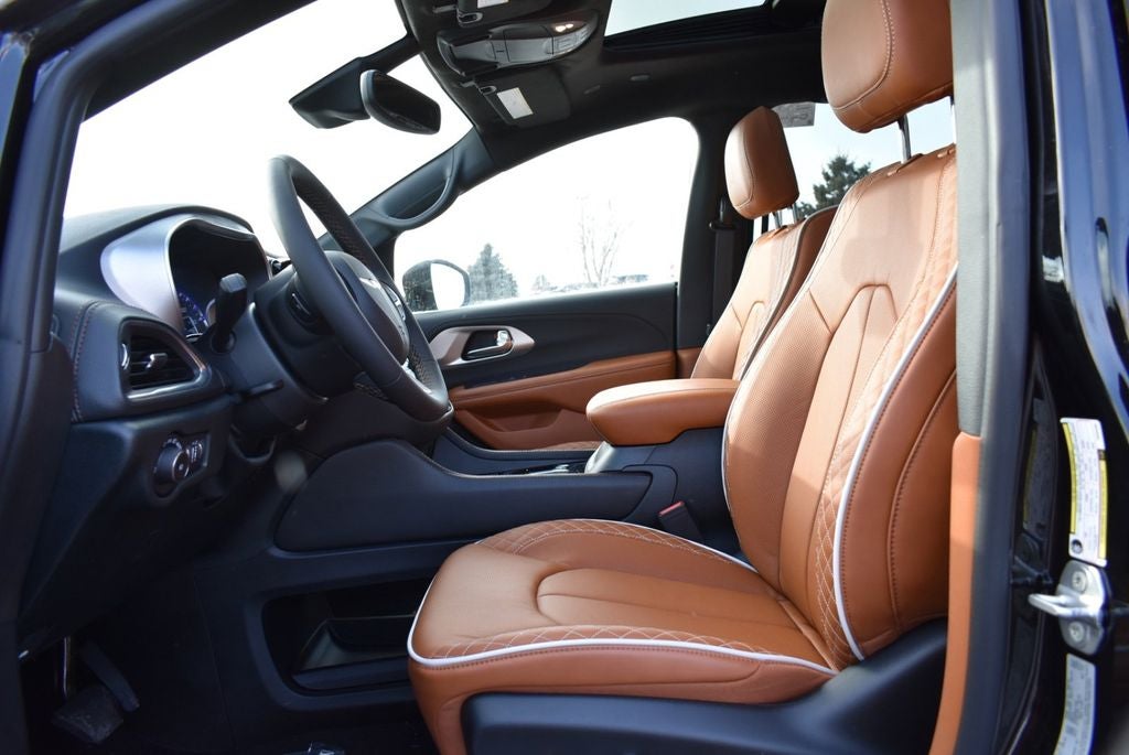 2026 Chrysler Pacifica Pinnacle