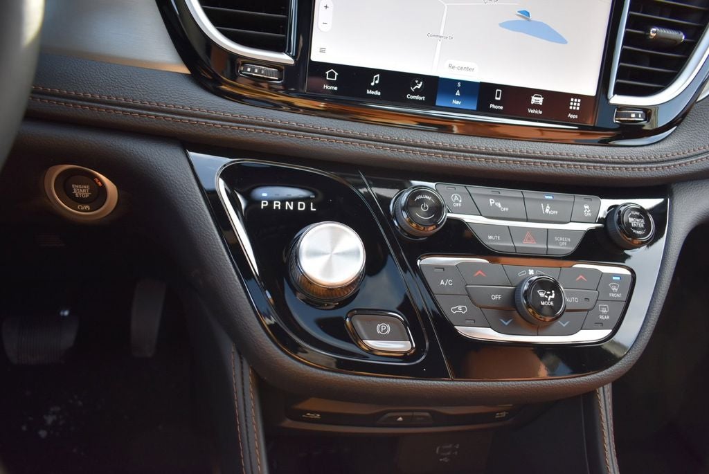 2026 Chrysler Pacifica Pinnacle