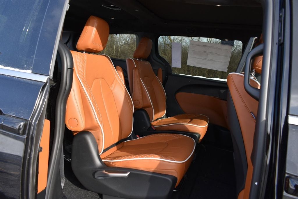 2026 Chrysler Pacifica Pinnacle