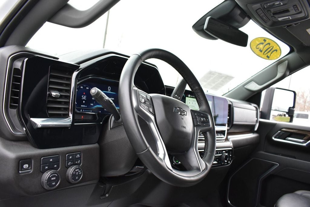 2025 Chevrolet Silverado 3500HD LT