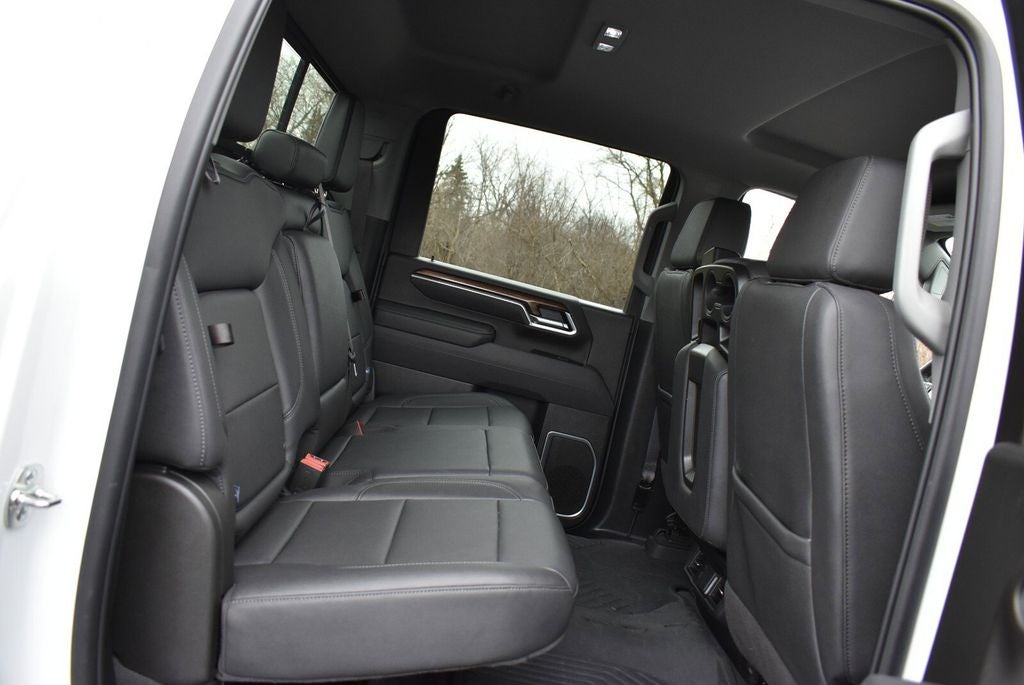 2025 Chevrolet Silverado 3500HD LT