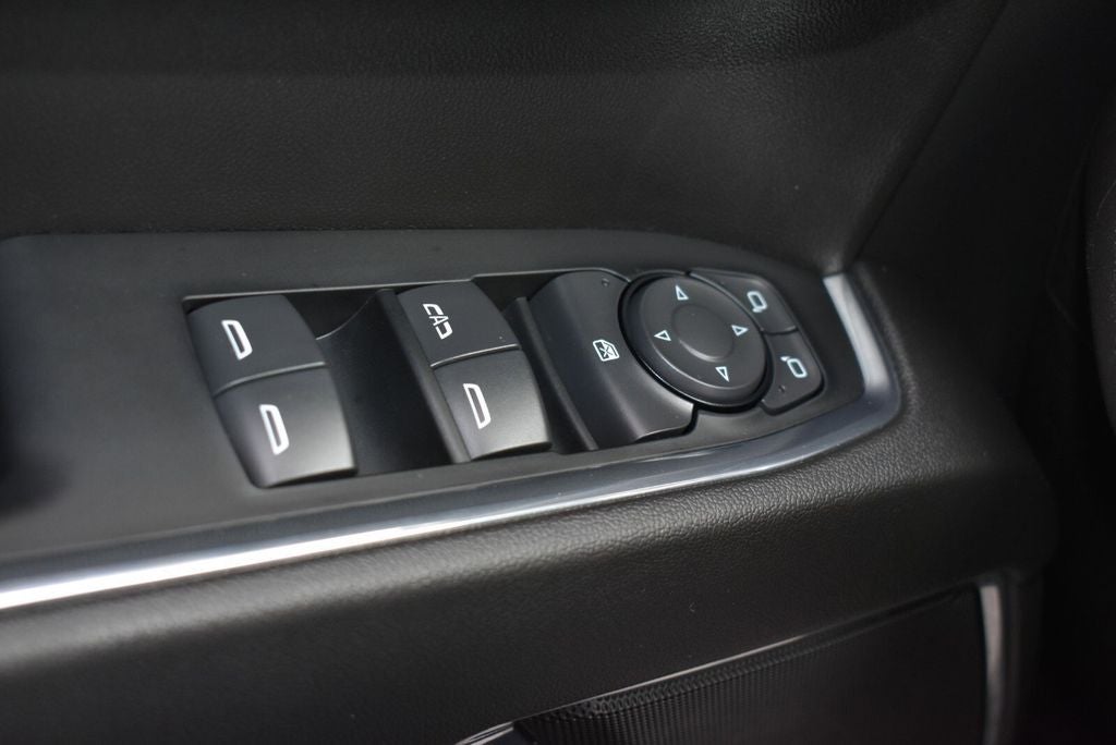 2024 Chevrolet Silverado 1500 LT LT1